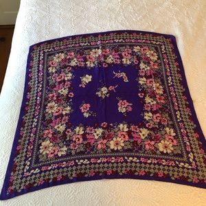Oscar purple flowered scarf
